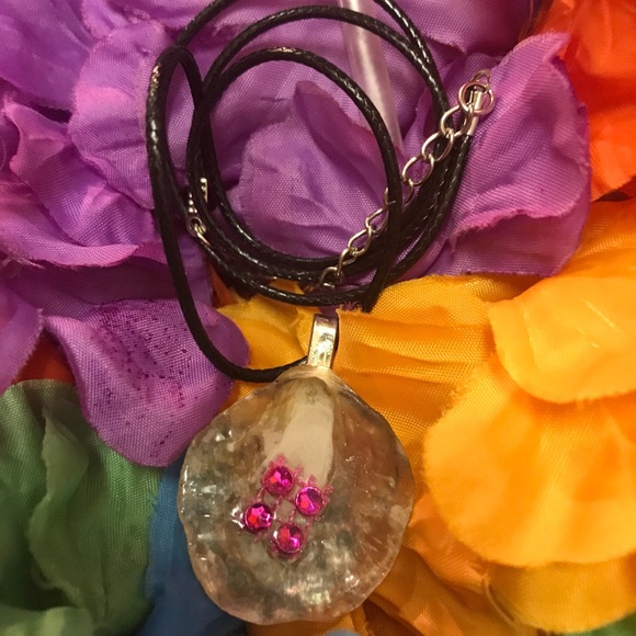 Exclusive Seashell Original Unique Rare One of a Kind Handmade Necklace - Picture 5 of 16